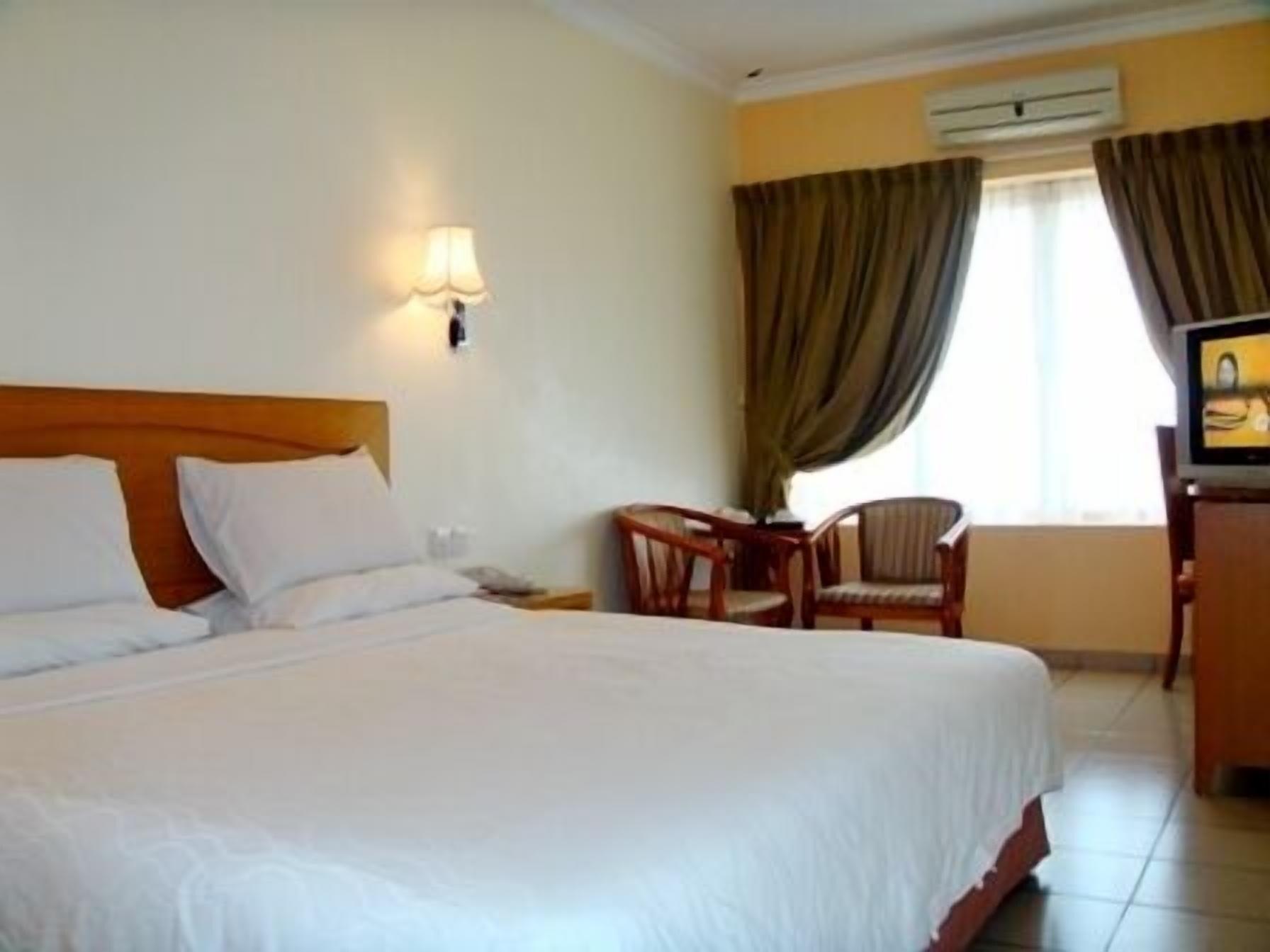 Megah D'Aru Hotel Кота Кинабалу Екстериор снимка