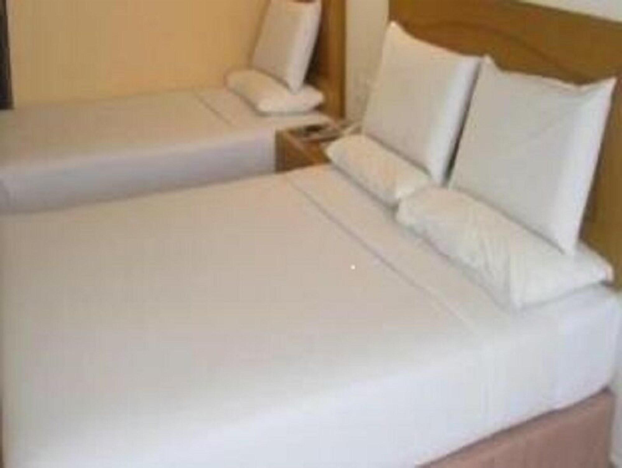 Megah D'Aru Hotel Кота Кинабалу Екстериор снимка