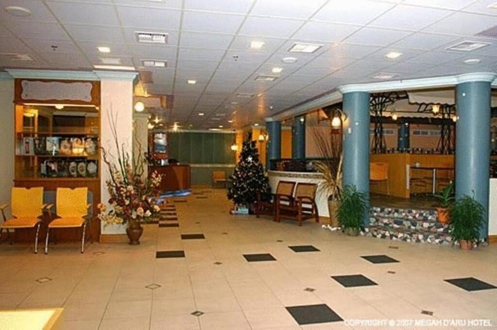 Megah D'Aru Hotel Кота Кинабалу Екстериор снимка