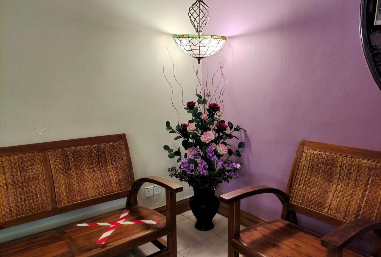 Megah D'Aru Hotel Кота Кинабалу Екстериор снимка