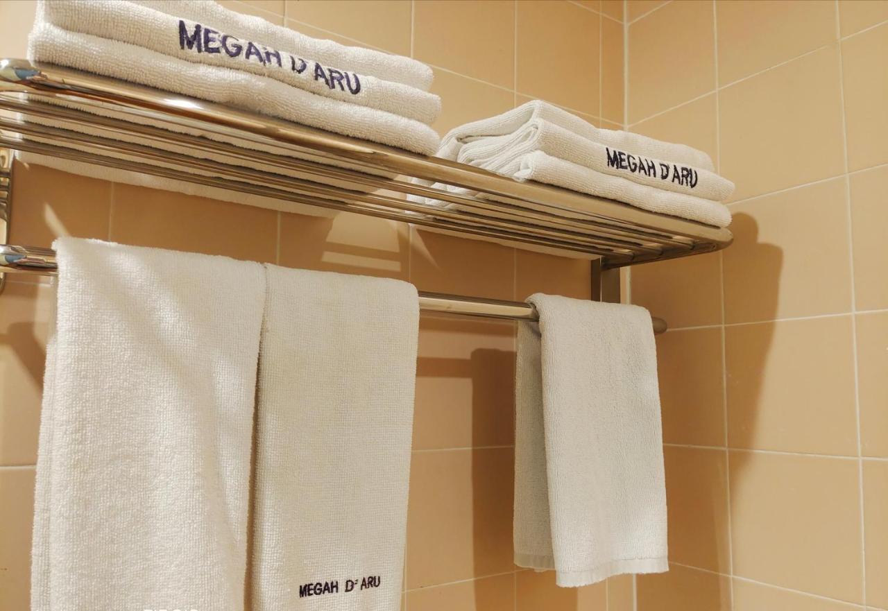 Megah D'Aru Hotel Кота Кинабалу Екстериор снимка