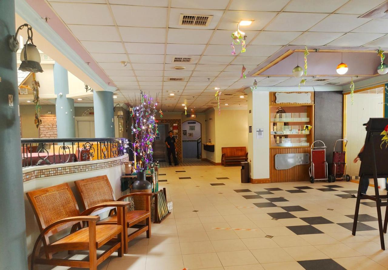 Megah D'Aru Hotel Кота Кинабалу Екстериор снимка
