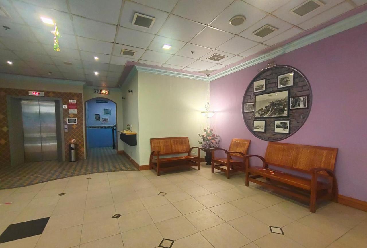 Megah D'Aru Hotel Кота Кинабалу Екстериор снимка