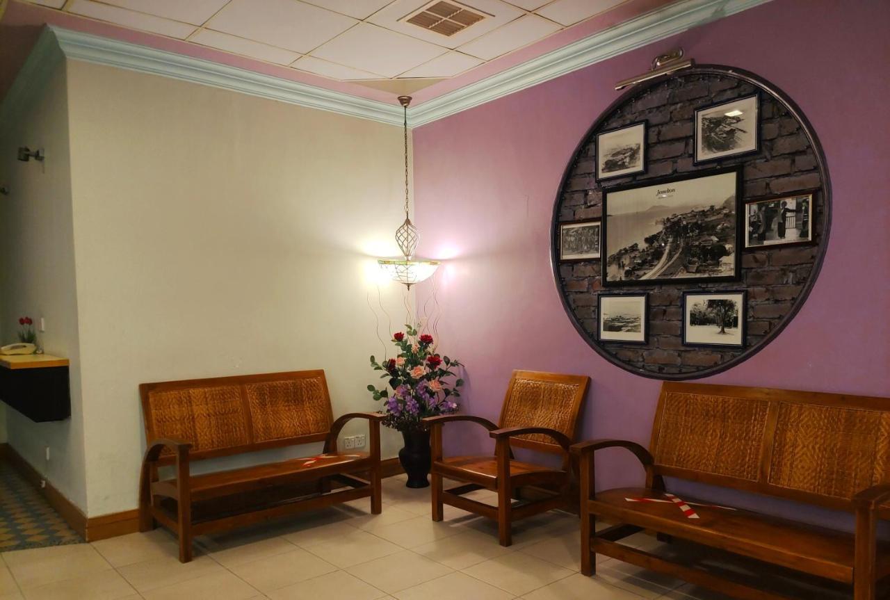 Megah D'Aru Hotel Кота Кинабалу Екстериор снимка