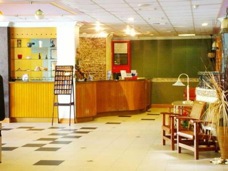 Megah D'Aru Hotel Кота Кинабалу Екстериор снимка